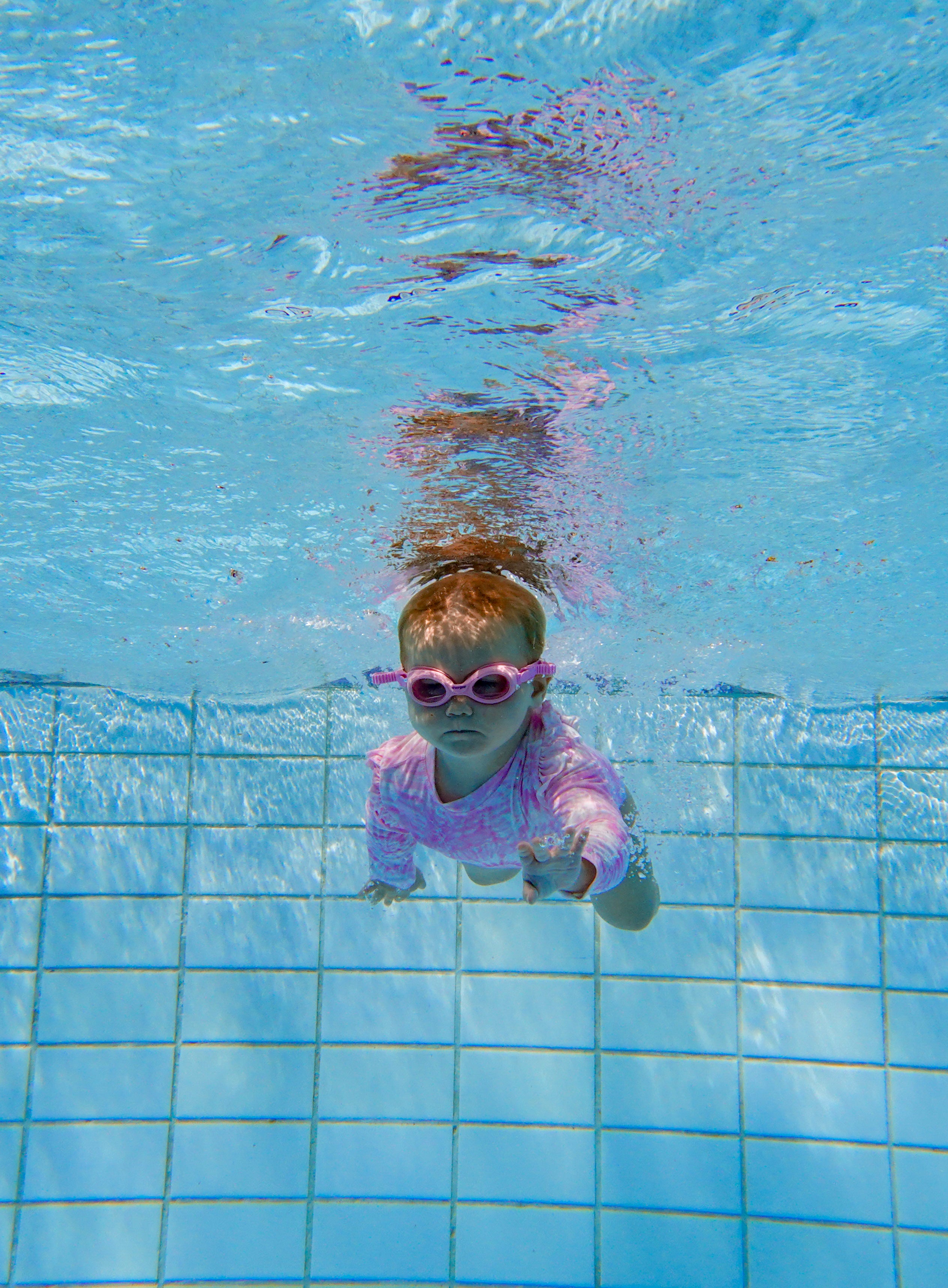Teach Your Baby to Swim: From First Bath to Swimming Lessons