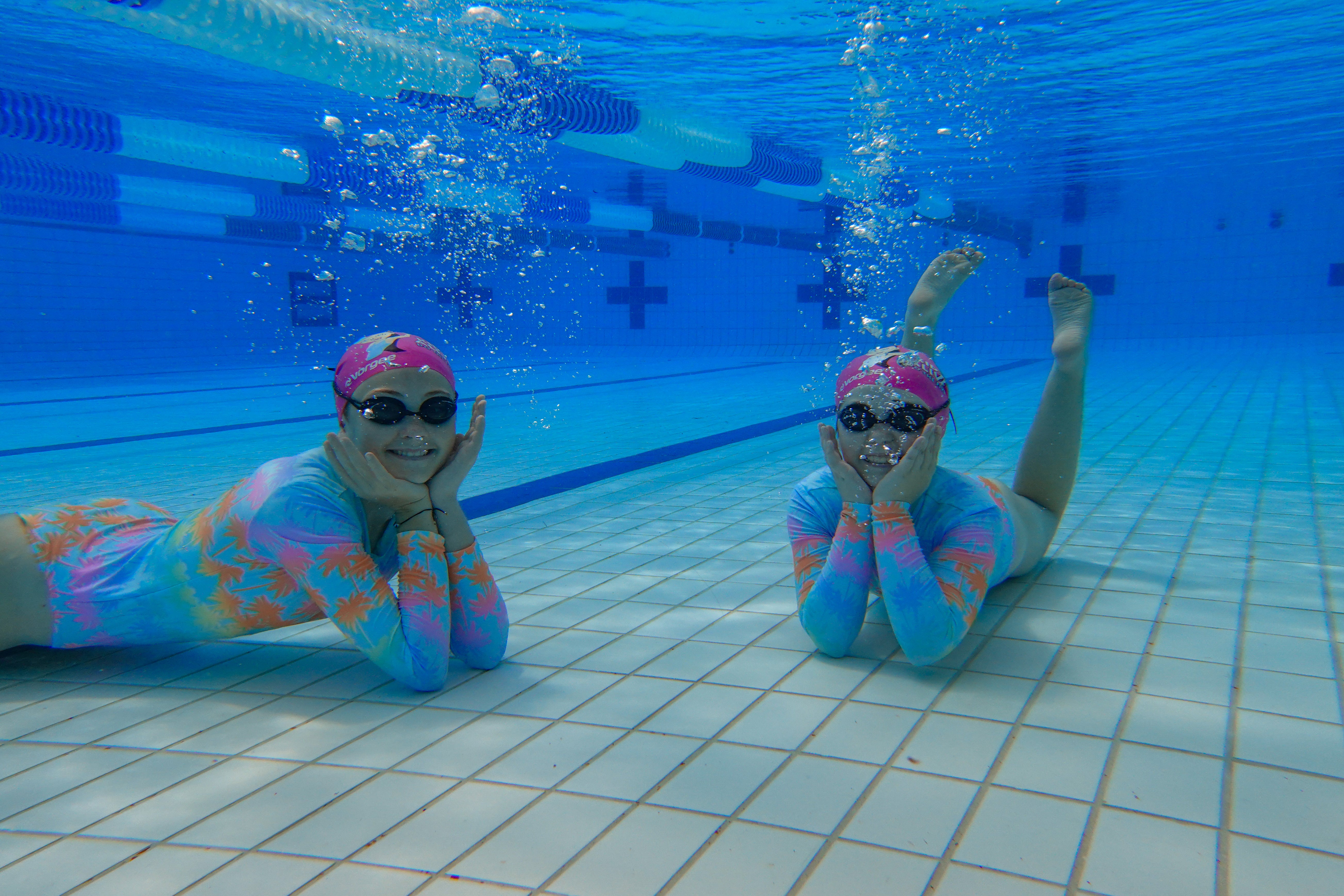 Teach Your Baby to Swim: From First Bath to Swimming Lessons